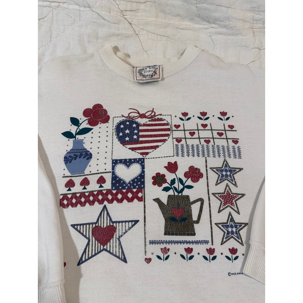 Erika Vintage Americana Patchwork Graphic Sweatshirt White Hearts Stars XL